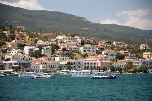 Galatas - Taxi-boats will also take you to some local beaches